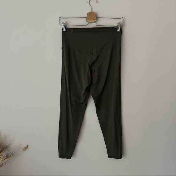 Aerie Offline Leggings in Olive Green Large - Picture 7 of 8